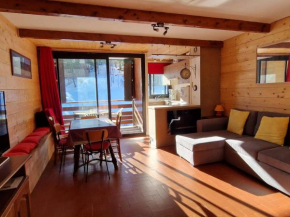 Appartement T2 pour 6 pers avec terrasse plein sud et cuisine équipée, face aux pistes - FR-1-165A-192